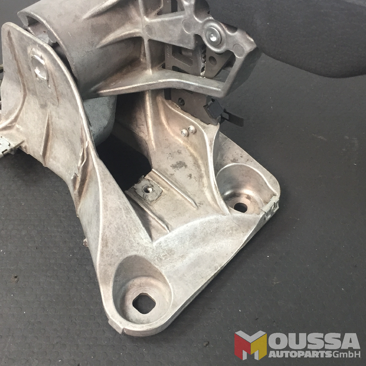 MOUSSA-AUTOPARTS-64da7f430e061.jpg
