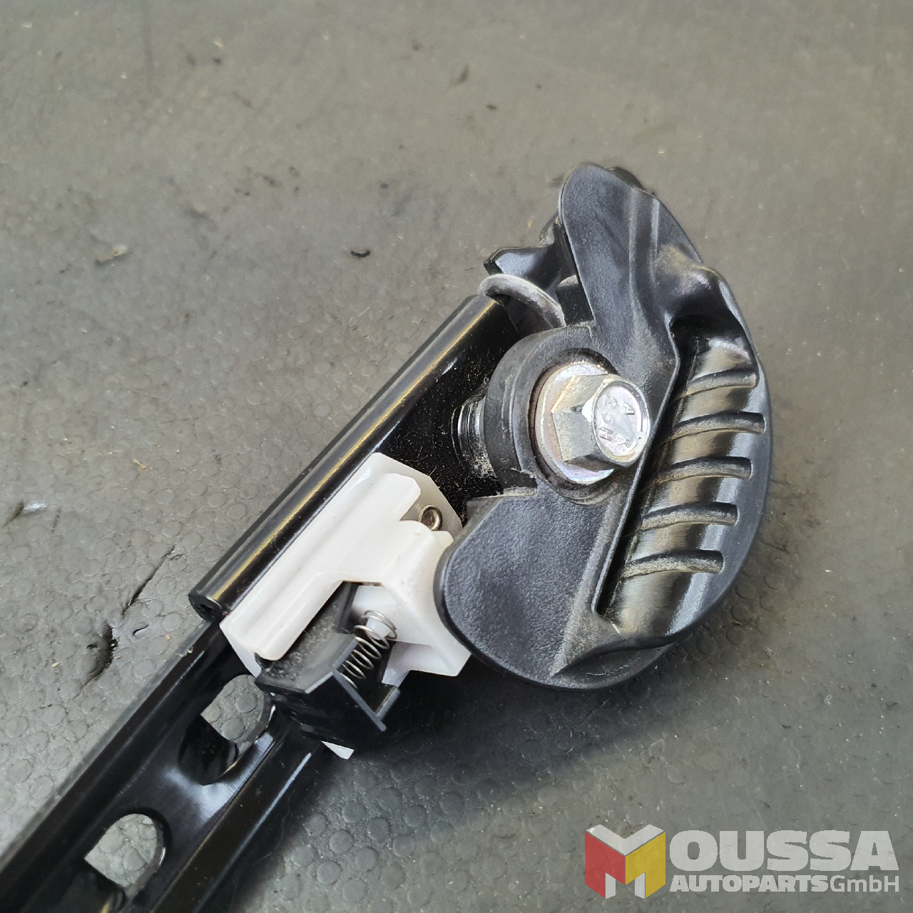 MOUSSA-AUTOPARTS-652d90ae78195.jpg