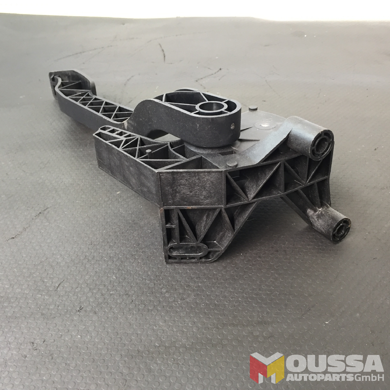 MOUSSA-AUTOPARTS-645ea9e7cf113.jpg