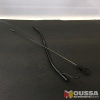 Oil level dipstick