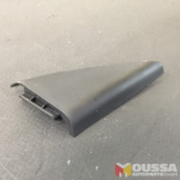 Door wing mirror triangle cover