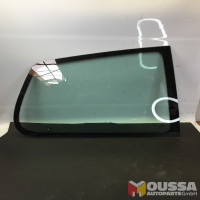 Rear quarter window glass