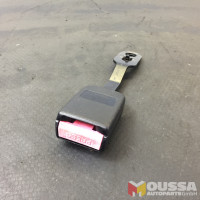 Seat belt buckle