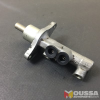 Master brake cylinder