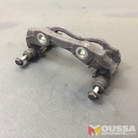 Brake mounting bracket