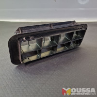 Rear air vent grille