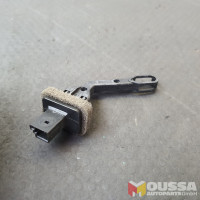 Temperature sensor internal sensor