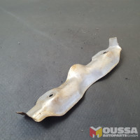 Exhaust manifold cover