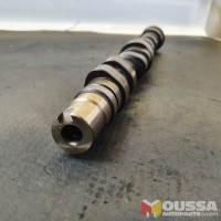 Engine exhaust intake camshaft