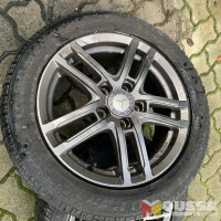 Alloy wheel with tyre