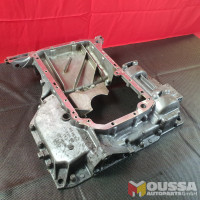 Engine block oil sump