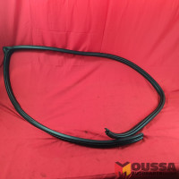 Door seal outer seal