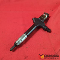 Injection nozzle injector