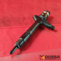 Fuel injector injection nozzle