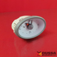 Reloj con pantalla del ordenador de a bordo