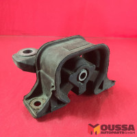 Engine mount transmission carrier