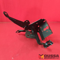 Hydraulic bracket holder mount