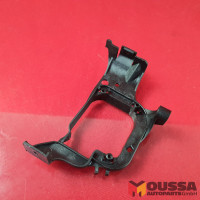 Heater actuator bracket mount