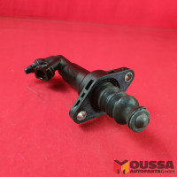 Clutch slave cylinder