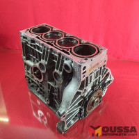 Crankcase block with crankshaft