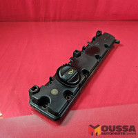 Camshaft rocker cover trim