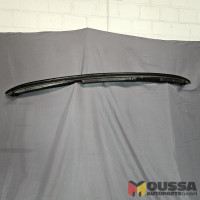 Windshield wiper trim