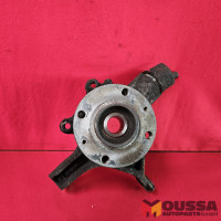 Wheel hub knuckle