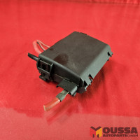 Fuse box fuse holder