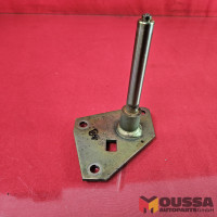 Gear selector shift linkages