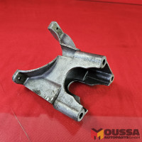 Engine support bracket