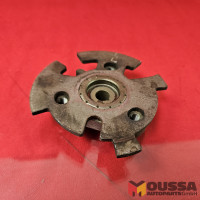 Camshaft pinion hub