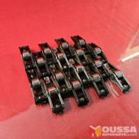 Camshaft rocker arms valve guide