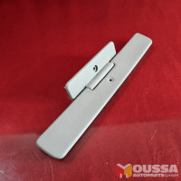 Sun visor bracket clip