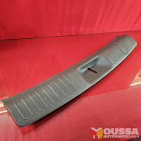 Trunk end cover boot trim