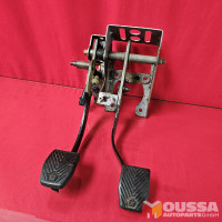 Clutch pedal brake pedal