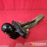 Towbar ball hitch towing