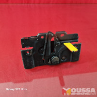 Hood lock catch mechanism