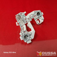 Taillight bulb holder carrier