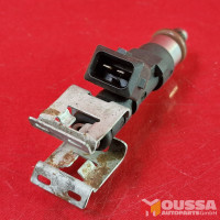 Benzin injector