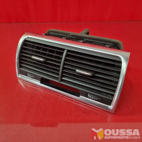 Center dash vent air nozzle 