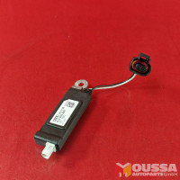 Antenna amplifier control unit
