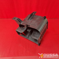  Retainer for control units