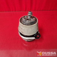 Engine mounting