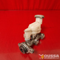 Master brake cylinder