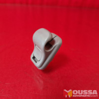 Sun visor bracket clip
