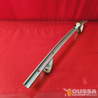 Window rail guide
