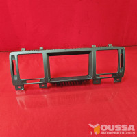 Air vent grille housing