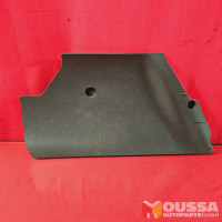 Footroom bezel center console trim