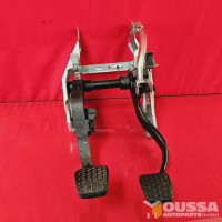 clutch / brake pedal with switch