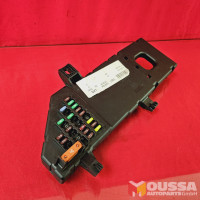 Fuse box fuse holder unit